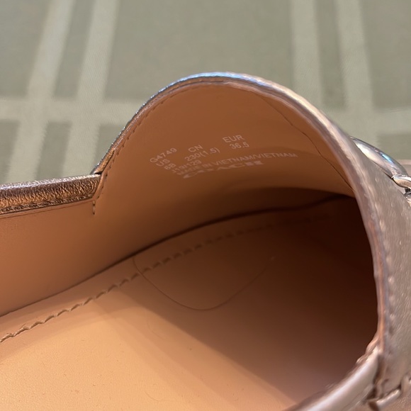 Coach leather loafers. - Picture 4 of 5